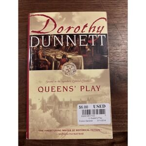 Queens' Play: Book Two in the Legendary Lymond Chronicles - Paperback